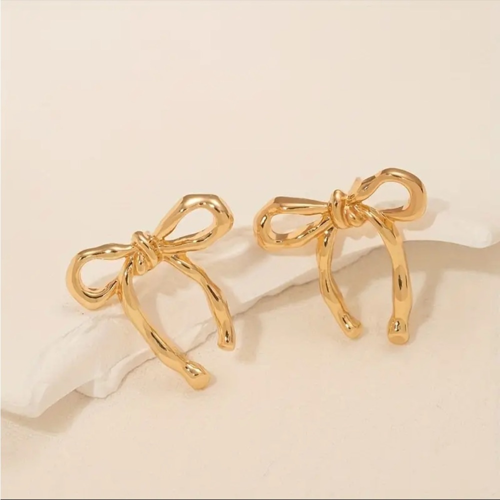 Gold Bow Earrings